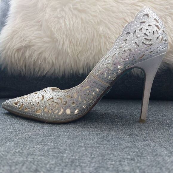 Blue by Betsey Johnson  Elsa Heels Wedding Bridal Formal size 8.5 - Picture 4 of 15